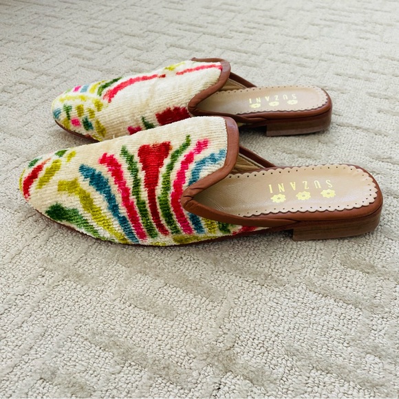 Suzani Multicolor Velvet Mule Loafer - Picture 2 of 11